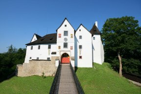 Chebská pánev - hrady ,zámky a tvrze